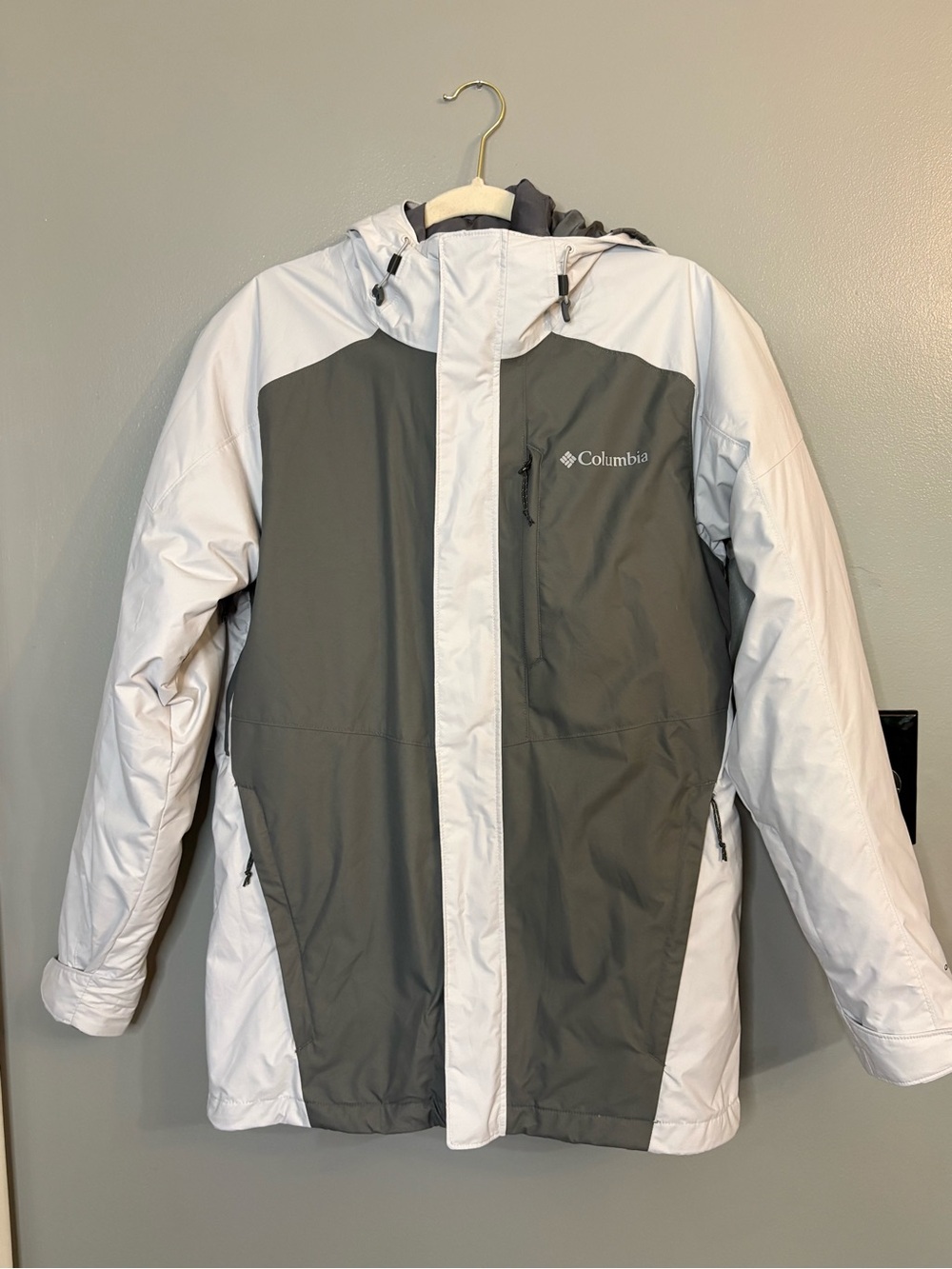 Columbia Men’s Hooded Insulated Jacket - White & Gray size Small